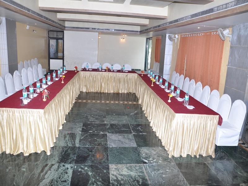 Leo Resorts Dźunagadh Zewnętrze zdjęcie